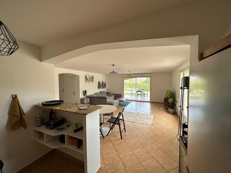 Grande Annexe De Maison Avec Jardin Apartment เอ็ก-ซอง-โพรวองซ์ ภายนอก รูปภาพ